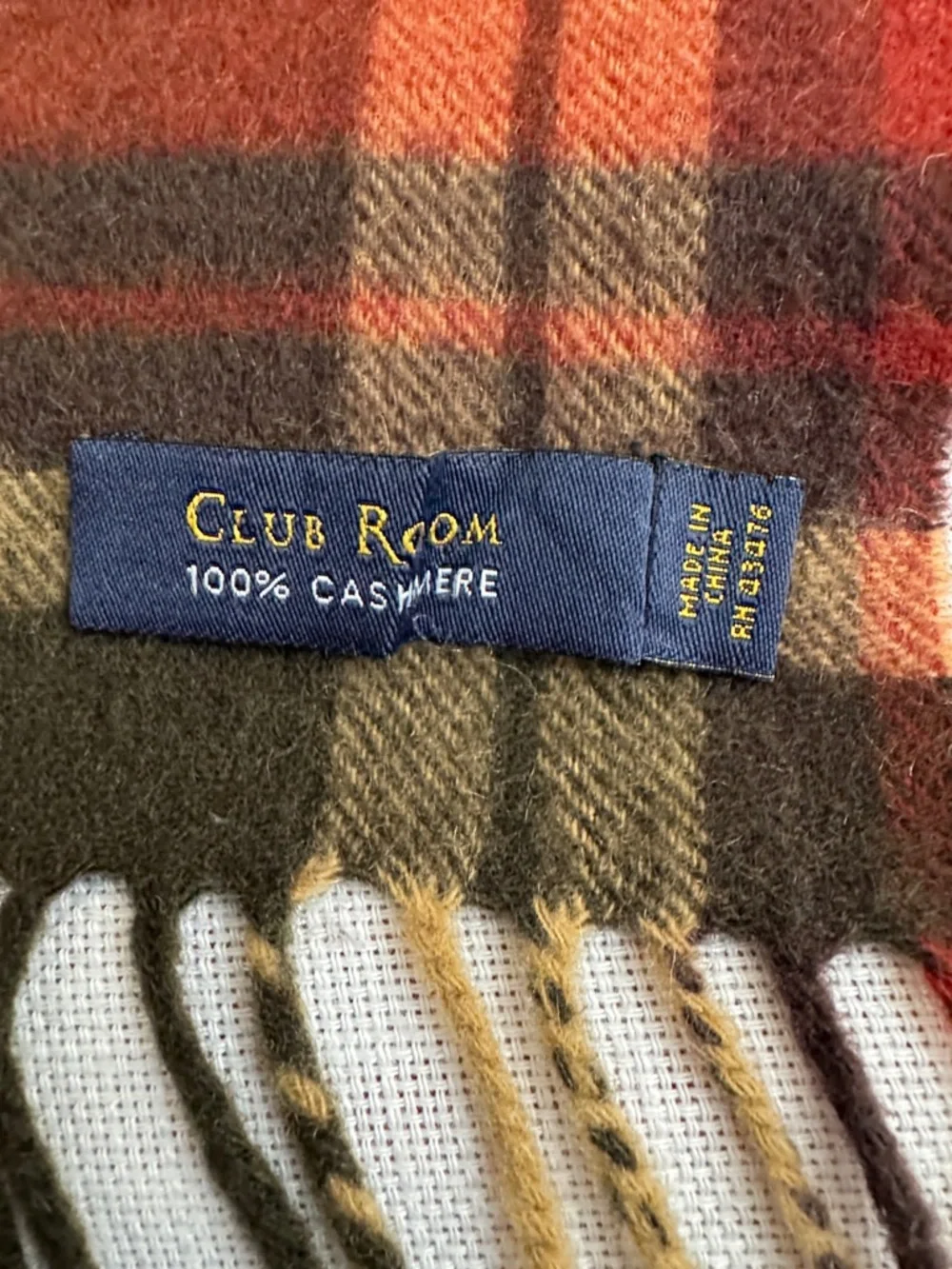 Macy’s Club Room 100% Cashmere Plaid Fringed Men's Scarf 11”x66” NEW